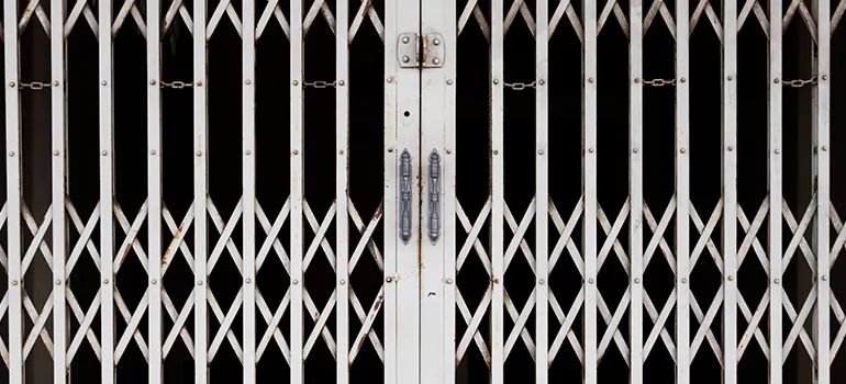 Steel Line Garage Door Repairs in Country Club, FL