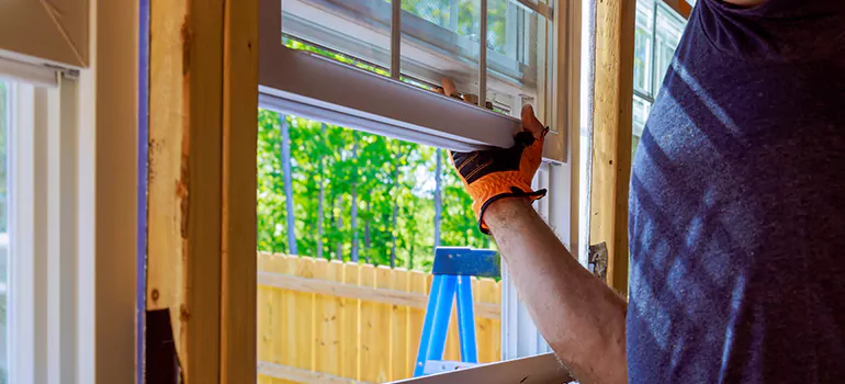 >Bay Window Curtain Rail Track in Country Club, FL